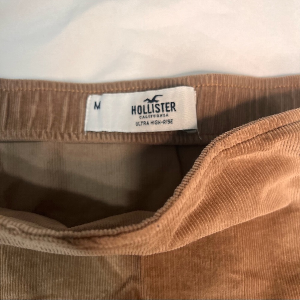 Hollister mini skirt, size M - Picture 3 of 3